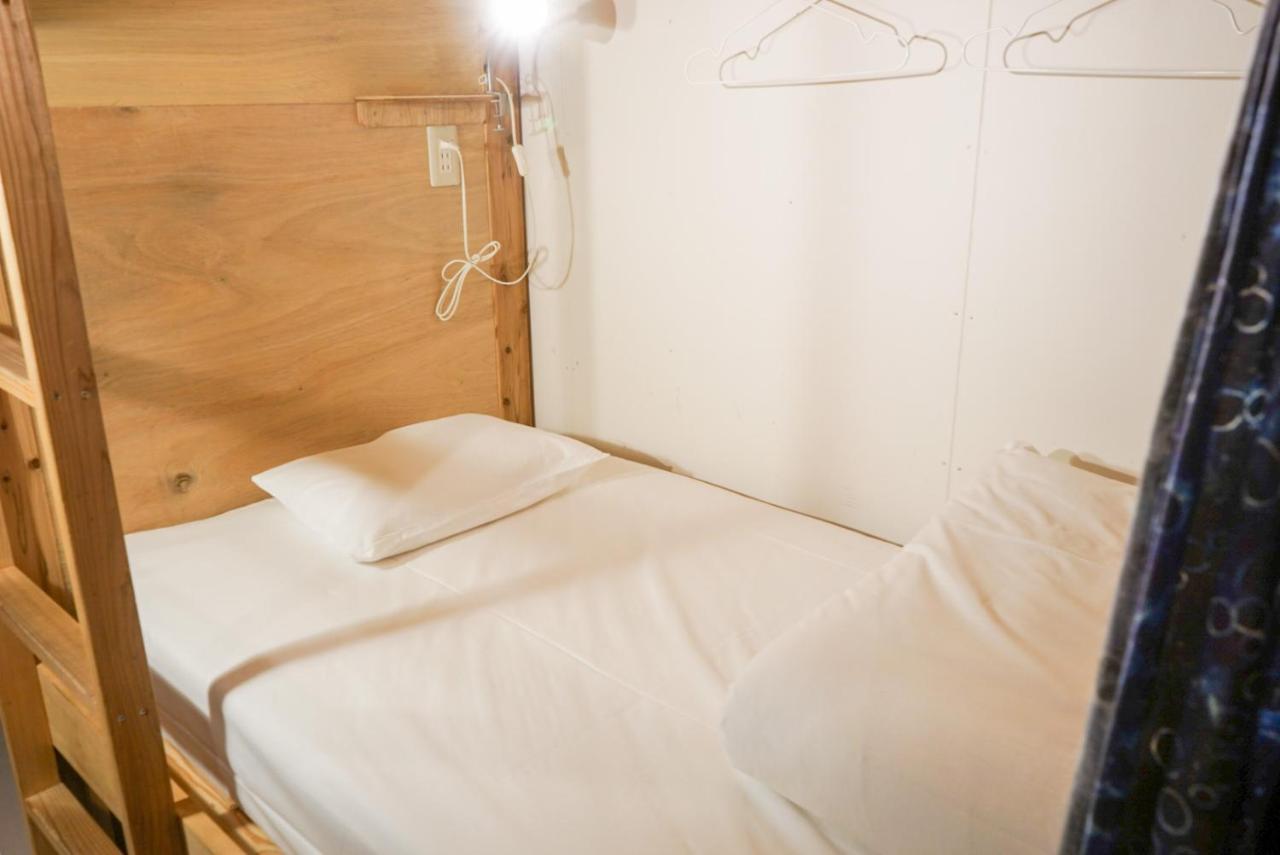 Hostel Tangatable Kitakyūshū Extérieur photo